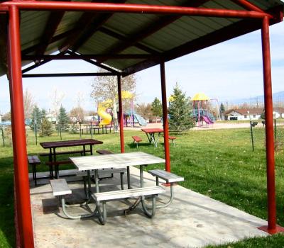 picnic table shelter